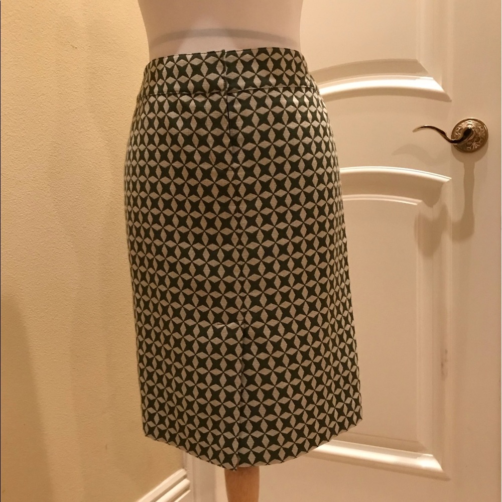 Loft green/ ivory woven career skirt